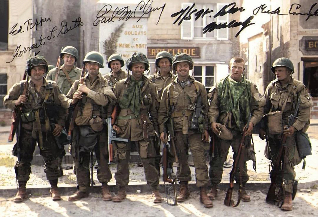 Bratrstvo neohrožených: Výcvik a klíčové operace amerických paragánů z Easy Company